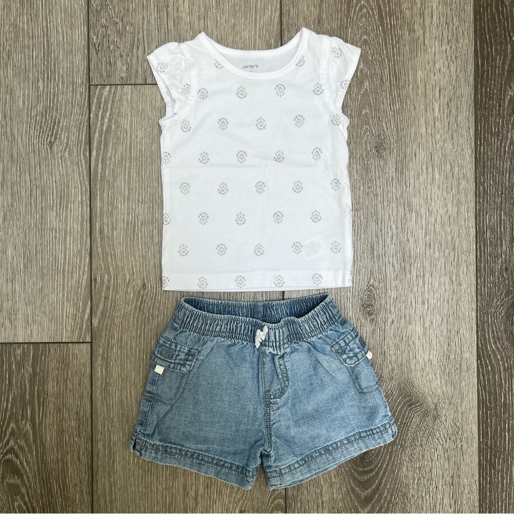 CARTERS 2PC SHORT SLEEVE SHIRT AND SHORTS OUTFIT 9MO